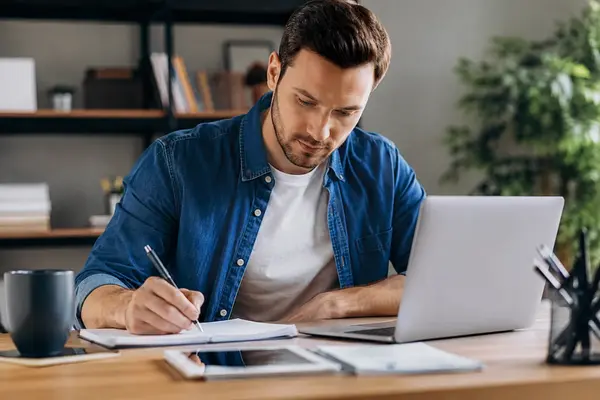 Os-Melhores-Cursos-Para-Melhorar-Seu-Curriculo.